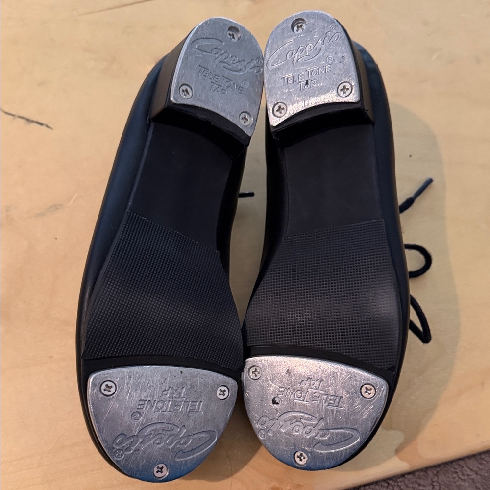 Capezio Black Kids Tap Shoes - Picture 3 of 4